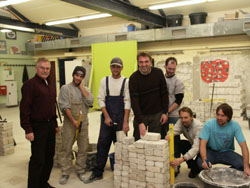 Stark ausgeprägt ist erfahrungsgemäß bei vielen Lehrern der Wunsch, von Fachleuten etwas über handwerkliche Fertigkeiten zu erfahren, ...