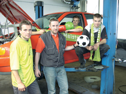 Starke Truppe: Die Kfz´ler aus dem Autozentrum Fleischhauer in Bad Kreuznach.