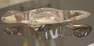 Foto: Dem Spuk nachgehen: Der Schmuck von Jörg Stoffel sieht nicht nur gut aus, er hat es auch physikalisch in sich.